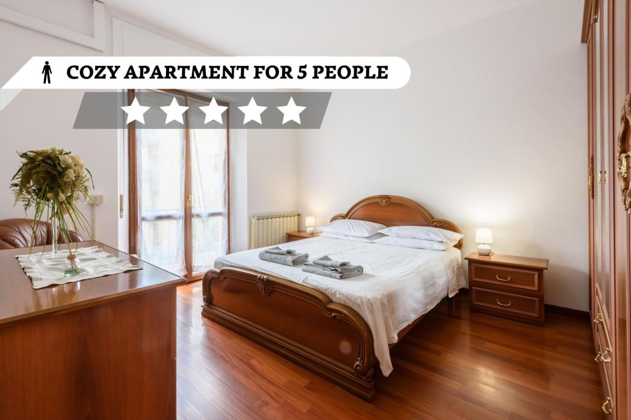 Parking & Wifi City Walls Apartment Пістоя Екстер'єр фото